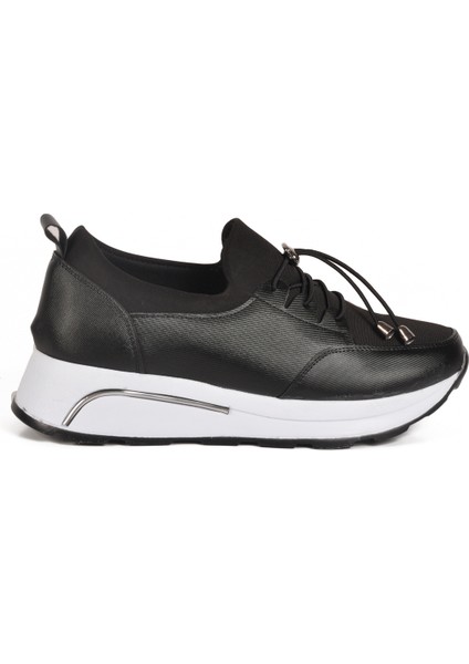Siyah Beyaz Kilit Bağcıklı Kadın Casual Ayakkabı