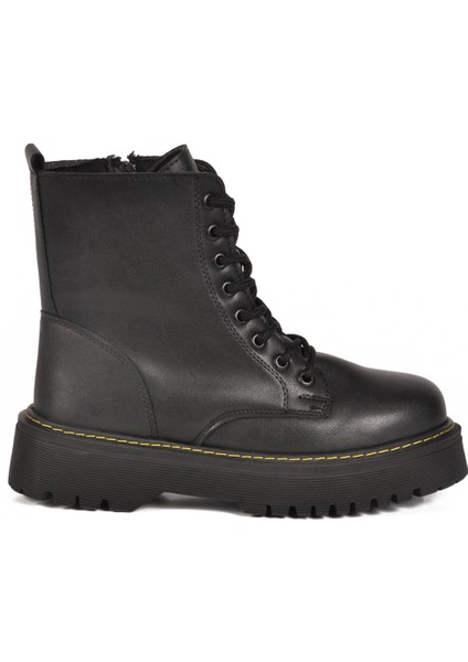 Siyah Bağcıklı Fermuarlı Kadın Bot