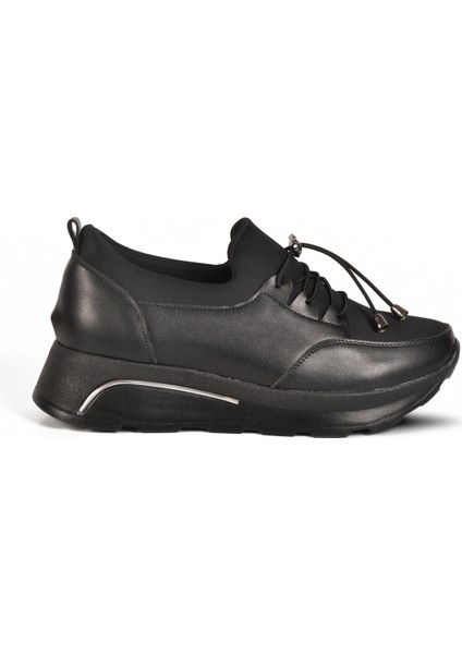 Siyah Kilit Bağcıklı Kadın Casual Ayakkabı