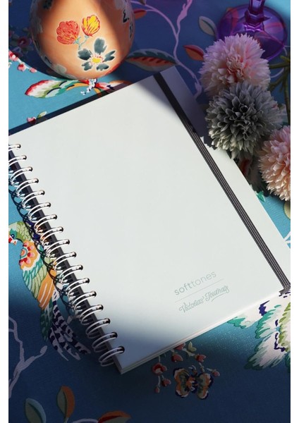 Defter Sert Kapak 192 Sayfa 96 Yaprak 17X24 cm 90GR