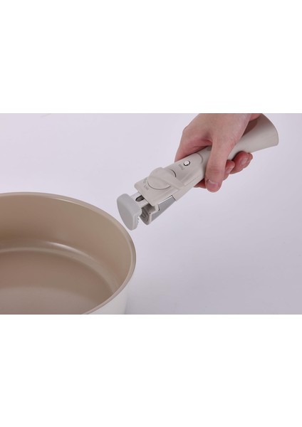 Midas Bej Tava ve Tencere Çıkarılabilir Tutma Sapı