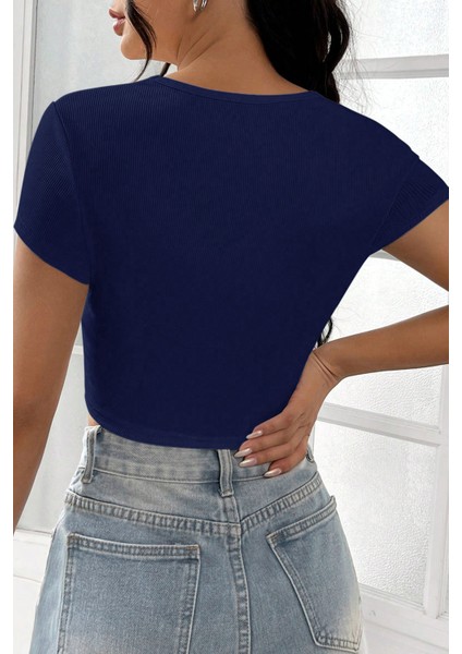 Kadın Lacivert Yarım Kol Düz Yaka Crop Top Bluz fiyatları