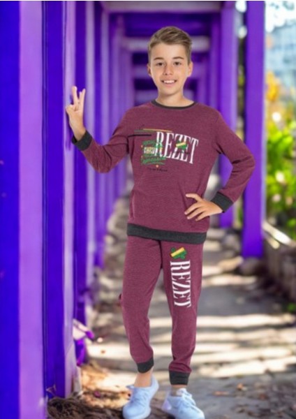 Erkek Çocuk Desenli Pijama Takımı