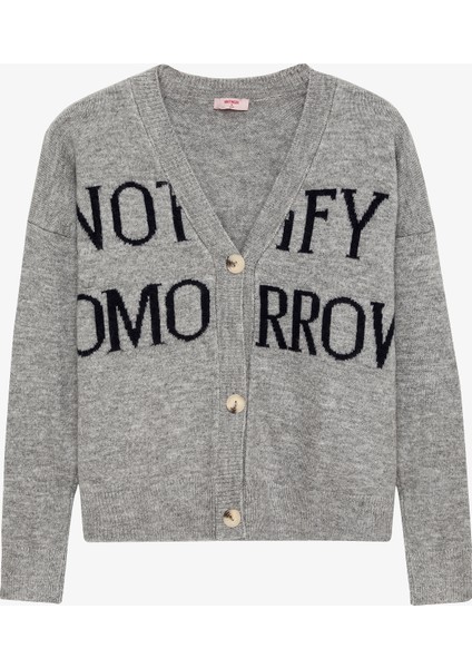 Yazı Desenli Düğmeli Oversize Triko Hırka Gri