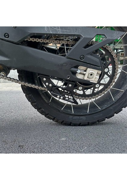 Cfmoto 450MT MT450 Motosiklet Zincir Salıncak Kolu Kılavuzu Kaydırıcı Silindir Koruyucu Zincir Koruma Kapağı Aksesuarları (Yurt Dışından) indirimleri