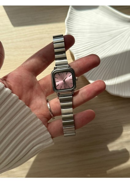 Retro Minimal Metal Kordon Vintage Kadın Kol Saati