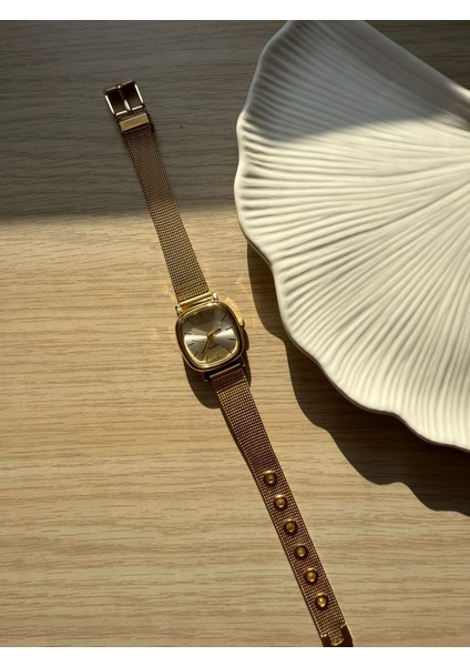 Retro Minimal Hasır Kordon Vintage Kadın Kol Saati Kare modelleri