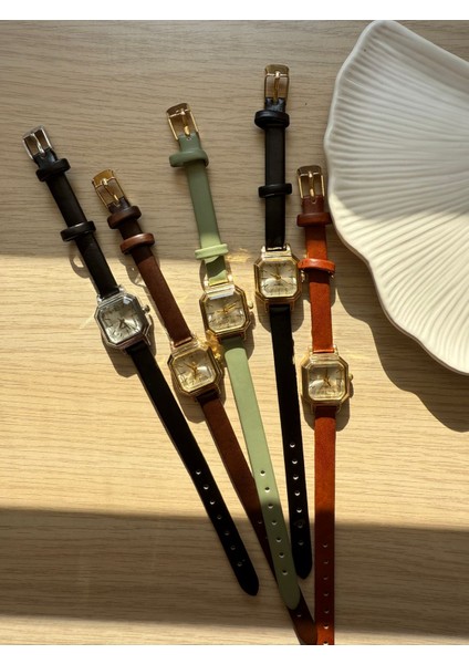 Retro Minimal Deri Kordon Vintage Kadın Kol Saati Minik Kare fiyatları