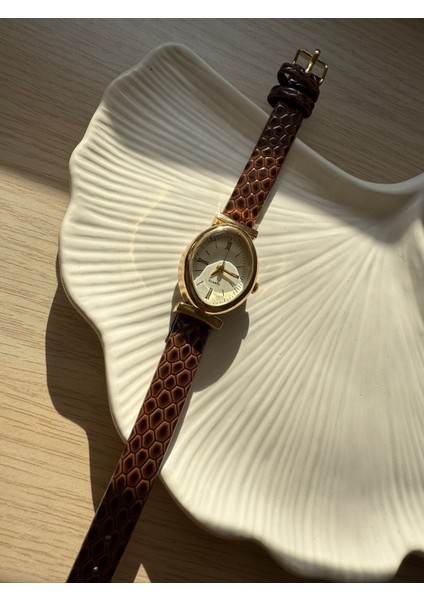 Retro Minimal Deri Kordon Vintage Kadın Kol Saati Desenli indirimleri