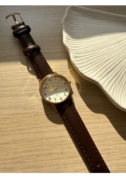 Retro Minimal Deri Kordon Vintage Kadın Kol Saati indirimleri