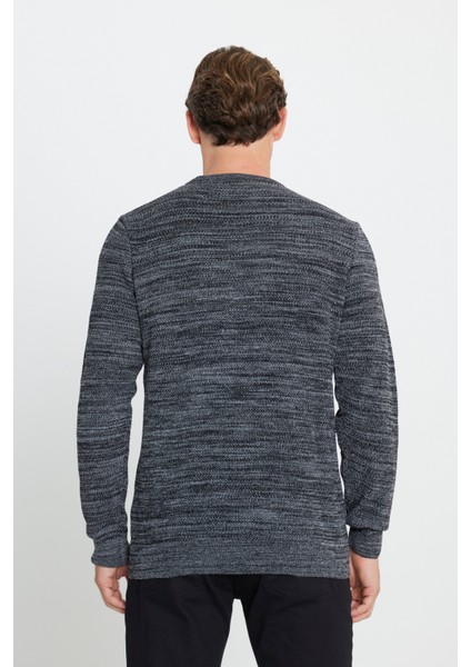 Erkek Siyah-gri Standart Fit Normal Kesim Bisiklet Yaka Desenli Triko Kazak indirimleri