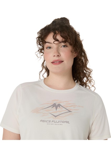 Fujitrail Logo Ss Top Kadın Bej Kısa Kollu Tshirt 2012D314-100 fırsatları