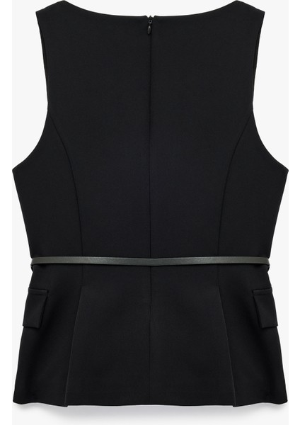 Kolsuz V Yaka Kemer Detaylı Bluz fırsatları