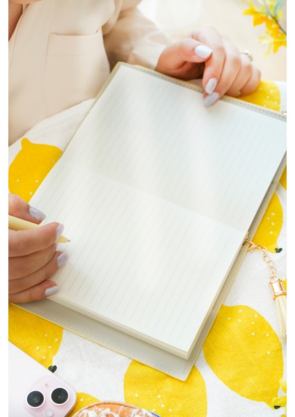 Geçmeli Kedili Vegan Kapak 13X18CM Çizgili Defter