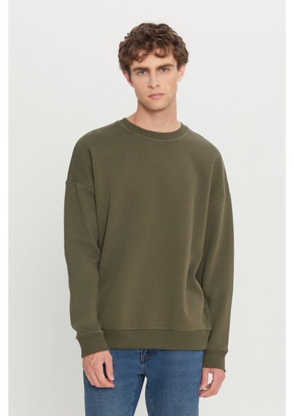 Erkek Haki Oversize Fit Bol Kesim Pamuklu Içi Polarlı 3 Iplik Bisiklet Yaka Sweatshirt modelleri