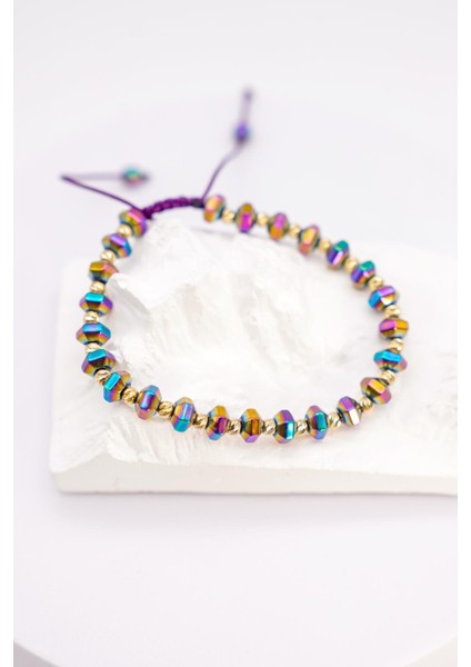 Ayarlanabilir Renkli Boncuklu 14 Ayar Altın Dorika Detaylı Ip Bileklik – Canlı ve Modern Tasarım