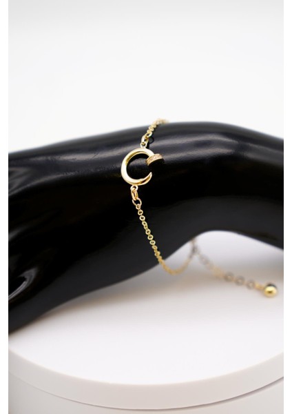 14 Ayar Altın Halka Figürlü Minimal Bileklik – Zarif ve Modern Takı Tasarımı fiyatları