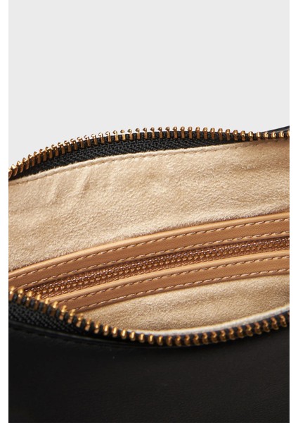 Logolu Çıkarılabilir Askı ve Tutma Saplı Çanta Bayan Çanta JC4027PP1NKD0000 indirimleri