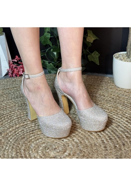 Gece Işıltılı Platform Topuklu Ayakkabı M1425 modelleri
