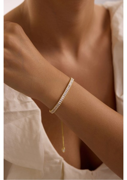 925 Ayar Gümüş Gold Kaplama Ayarlanabilir Asansörlü Su Yolu Sıralı Baget Taşlı Bileklik indirimleri