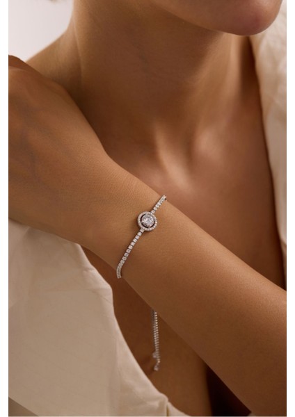 925 Ayar Gümüş Rodyum Kaplama Ayarlanabilir Asansörlü Su Yolu 7 mm Yuvarlak Tektaş Model Bileklik fırsatları