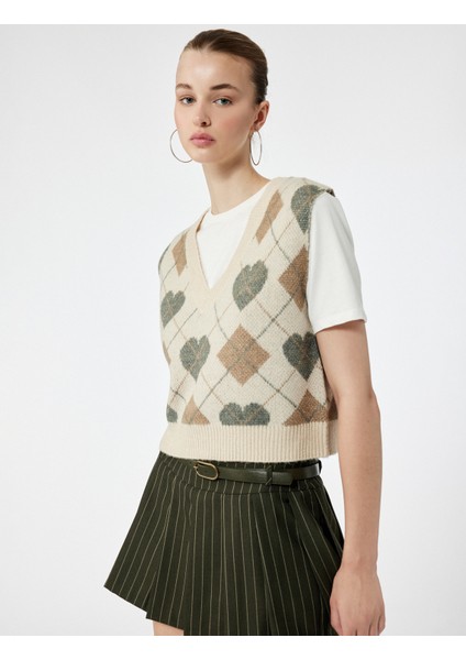 Kalp Desenli V Yaka Kolsuz Triko Süveter