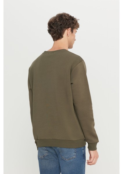 Erkek Haki Standart Fit Normal Kesim Içi Polarlı 3 Iplik Bisiklet Yaka Pamuklu Sweatshirt