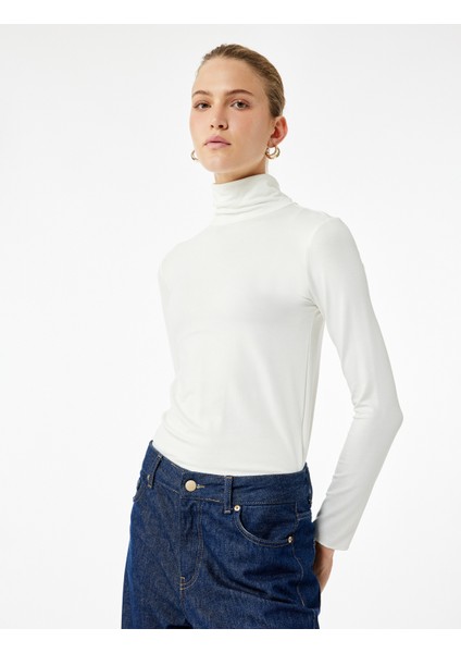 Slim Fit Viskon Kumaş Uzun Kollu Balıkçı Yaka Tişört