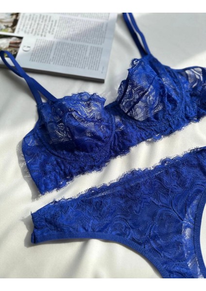 Kadın Lacivert Dantelli Iç Çamaşır Takımı fırsatları