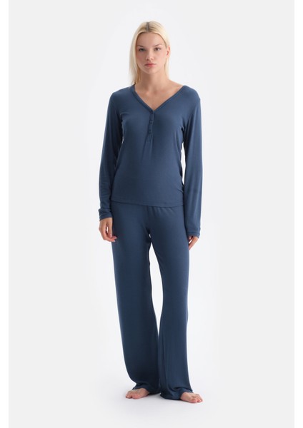 Uzun Kollu V Yaka Kaşkorse Tişört Pantolon Takım fırsatları