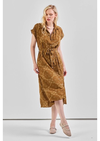 Kadın Desenli Kuşak Detaylı Gömlek Elbise Yağ Yeşiil indirimleri