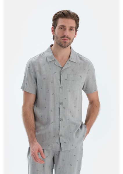 Gri Mıkroprınt Baskılı Kısa Kolu Cepli Dokuma Gömlek