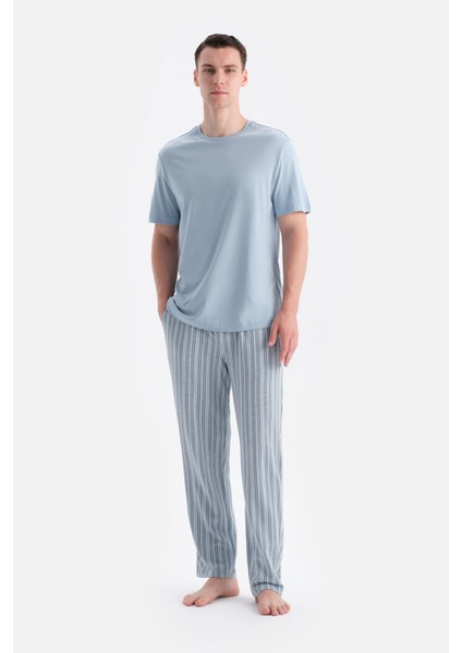 Kısa Kollu Altı Çizgili Tişört Pantolon Takım fırsatları