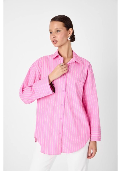 Kadın Oversize/bol Kesim Tek Cepli Pembe Çizgili Gömlek