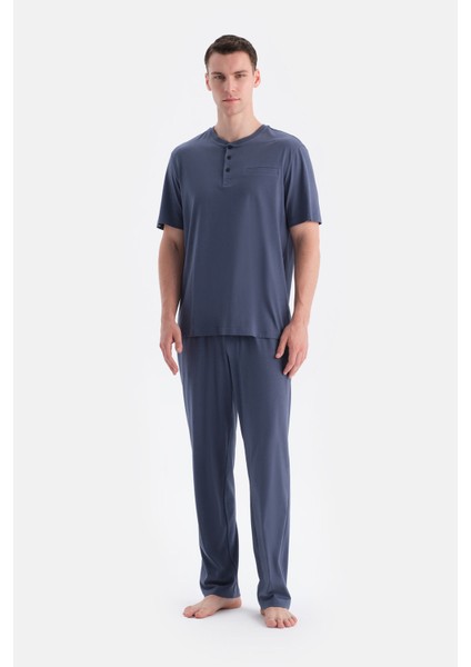 Kısa Kollu Pat ve Cep Detaylı Tişört Pantolon Takım fırsatları