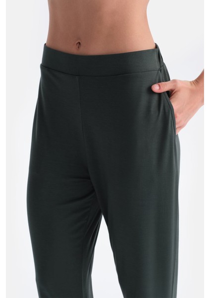 V Yaka Dantel Detaylı Tişört Pantolon Takım indirimleri