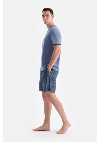 Kısa Kollu Altı Çizgili Tişört Şort Takım modelleri