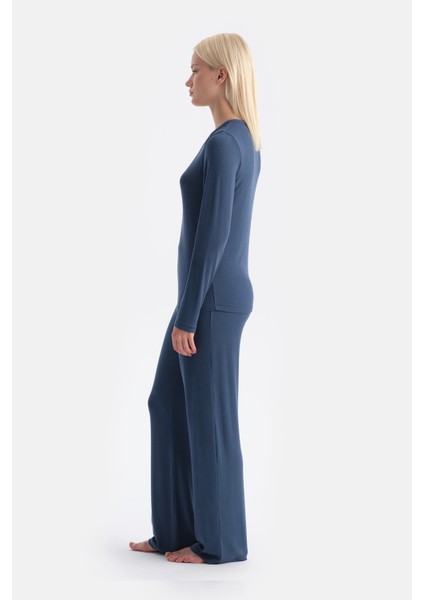 Uzun Kollu V Yaka Kaşkorse Tişört Pantolon Takım modelleri