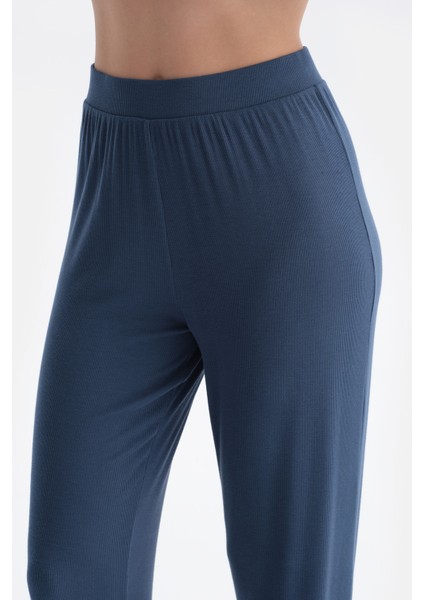 Uzun Kollu V Yaka Kaşkorse Tişört Pantolon Takım