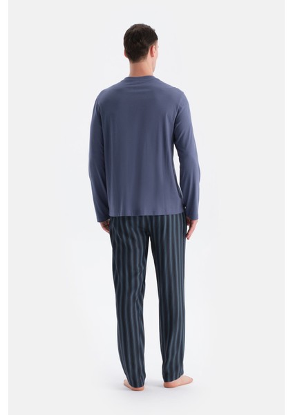 Uzun Kollu Pat ve Cep Detaylı Tişört Pantolon Takım fiyatları