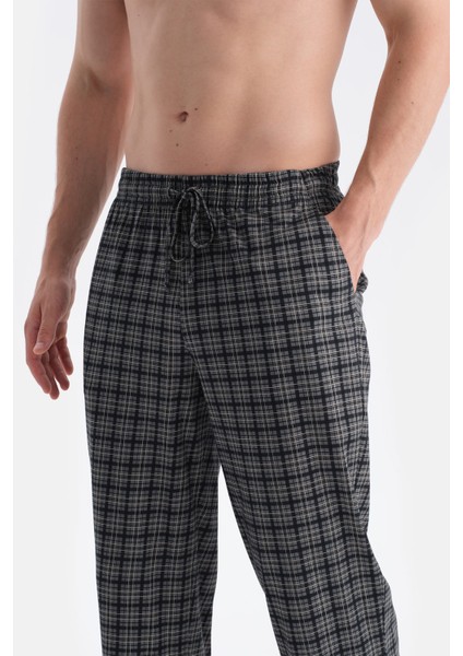 Kısa Kollu Pat ve Cep Detaylı Tişört Pantolon Takım