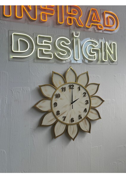 Dekoratif Ahşap Tasarım Duvar Saati modelleri