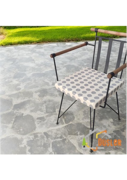 40X40 Gri Puantiyeli Krem Su ve Leke Itici Fermuarlı Bağcıklı Sandalye Minderi 5 cm modelleri