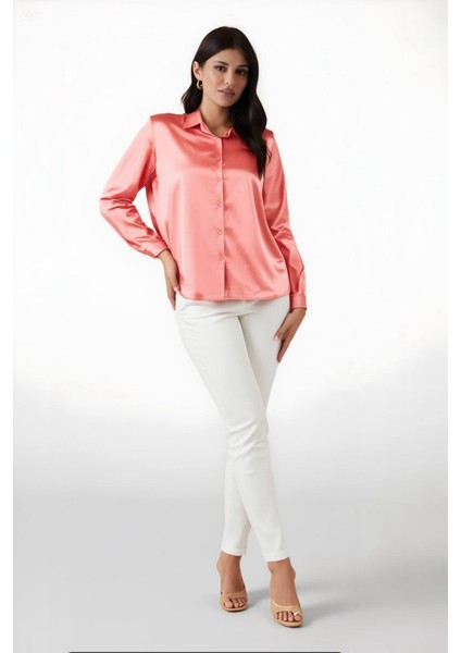 Kadın Somon Hafif Dökümlü Saten Yüzeyli Gömlek HZL22W-BD139641 fırsatları
