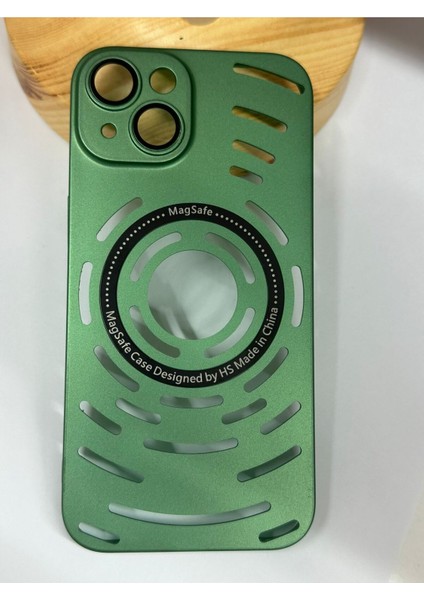 Iphone 15 Plus Nefes Alabilen Mage Safe Özellikli Kılıf fiyatları