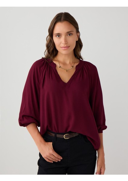 Bordo V Yaka Truvakar Kol Rahat Kesim Dokuma Bluz