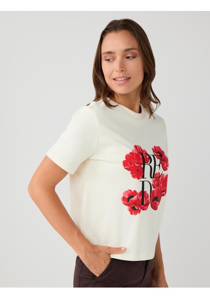 Beyaz %100 Pamuk Bisiklet Yaka Çiçek Desenli Örme Tişört modelleri