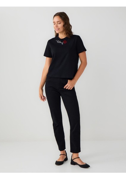 Siyah %100 Pamuk Bisiklet Yaka Çiçek Desenli Tişört fiyatları