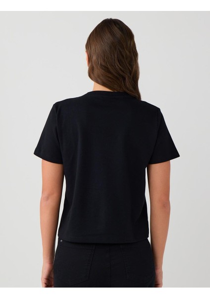 Siyah %100 Pamuk Bisiklet Yaka Çiçek Desenli Tişört indirimleri