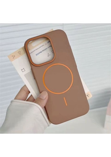 Iphone 16 Pro Süet Deri Kılıf